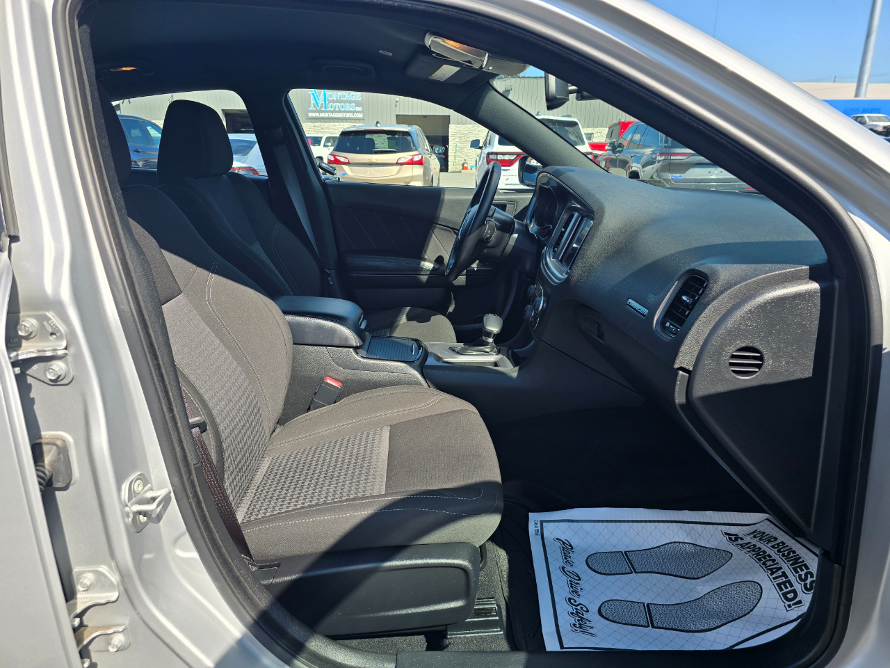 2023 Dodge Charger SXT AWD photo 13