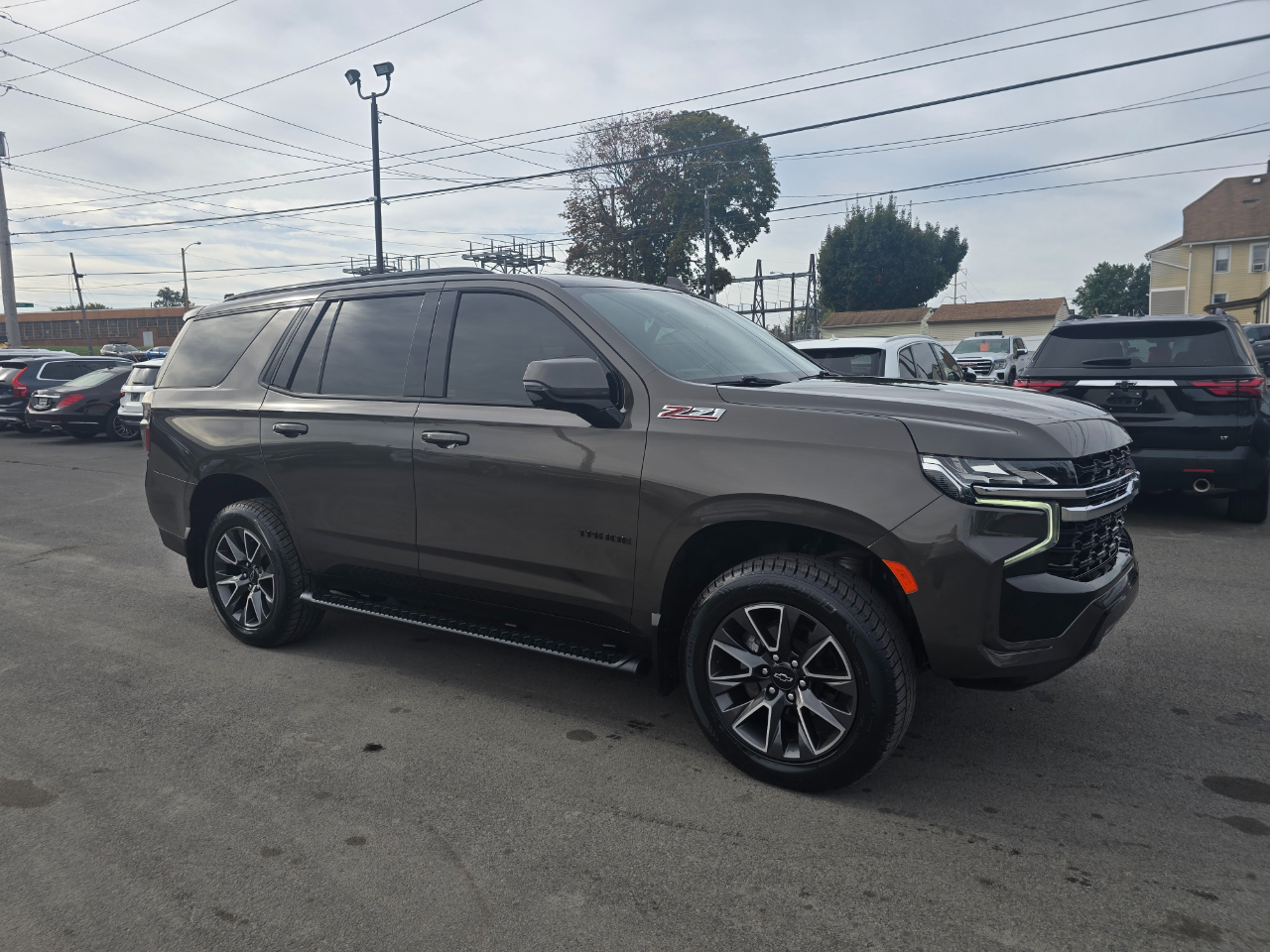2021 Chevrolet Tahoe Z71 photo 2
