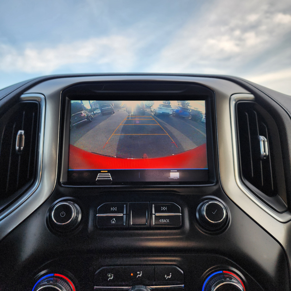2019 Chevrolet Silverado 1500 RST photo 9