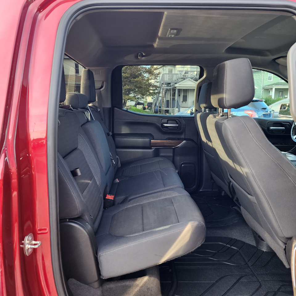2019 Chevrolet Silverado 1500 RST photo 10