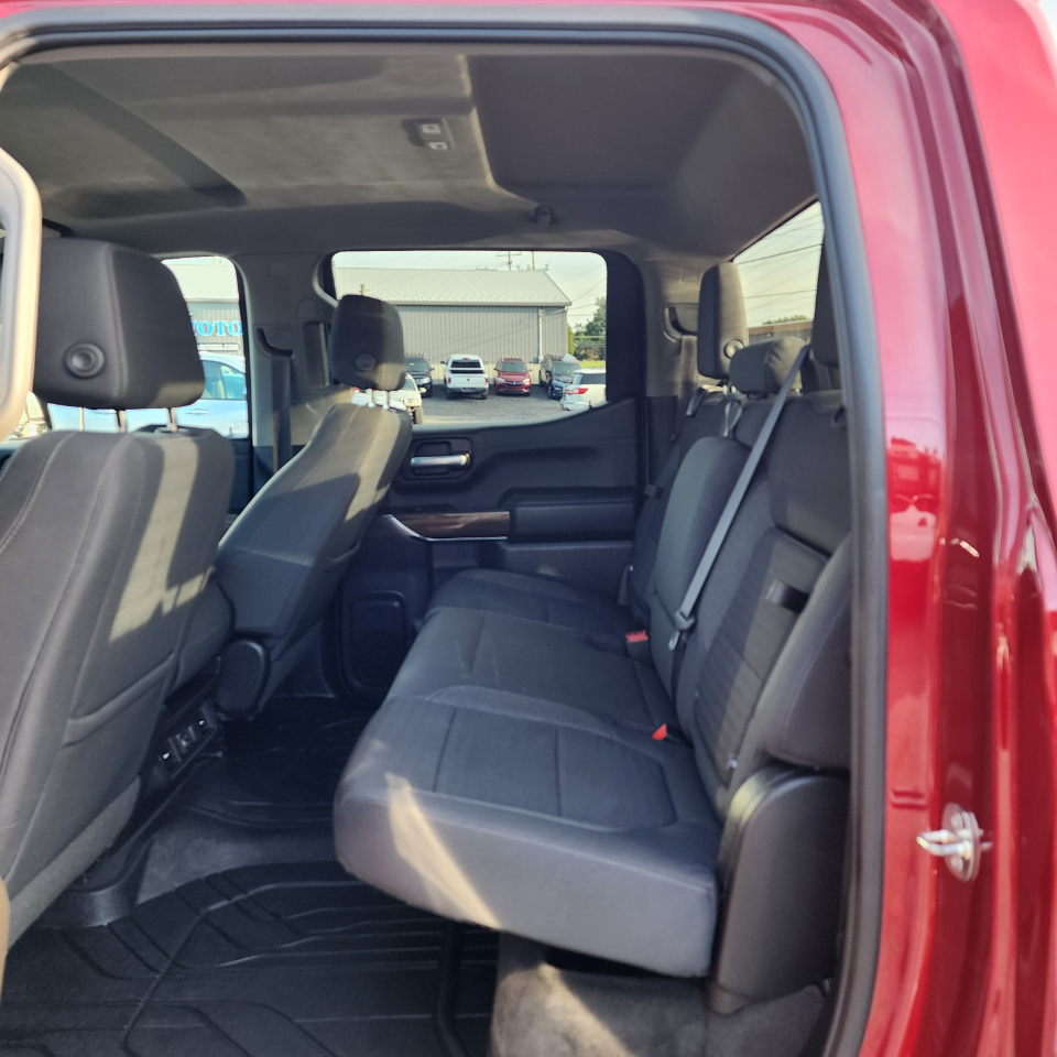 2019 Chevrolet Silverado 1500 RST photo 13