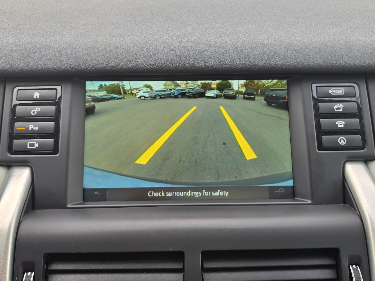 2018 Land Rover Discovery Sport HSE photo 9