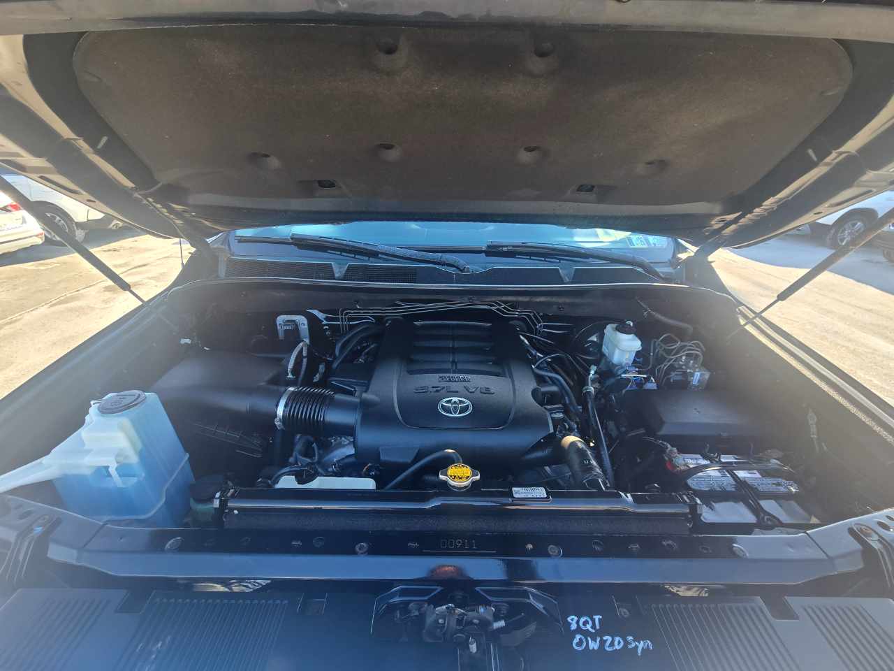 Toyota Tundra 4WD Truck  2014