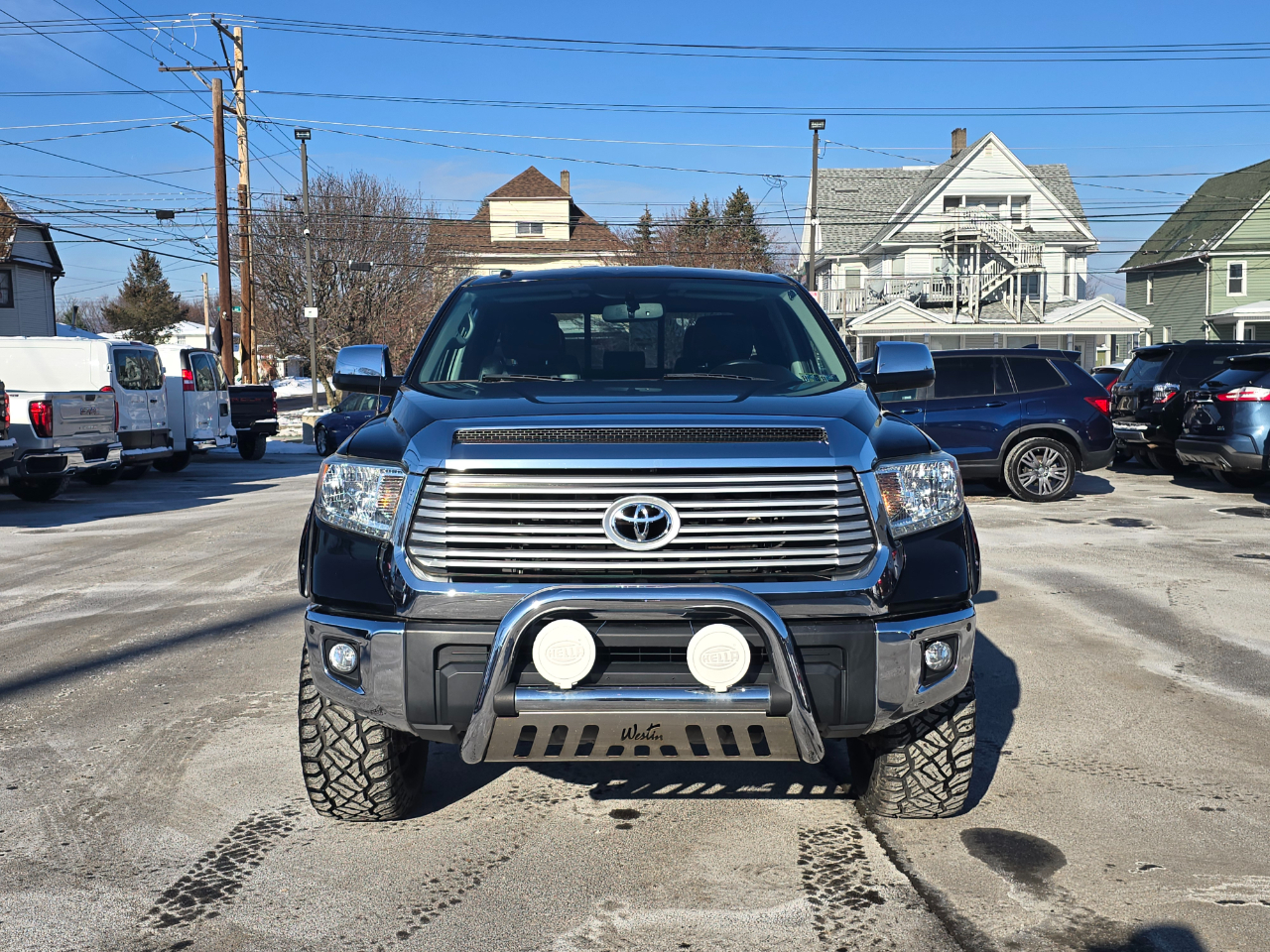 Toyota Tundra 4WD Truck  2014