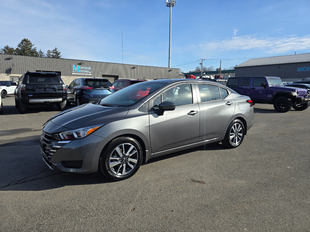 Nissan Versa SV 2024