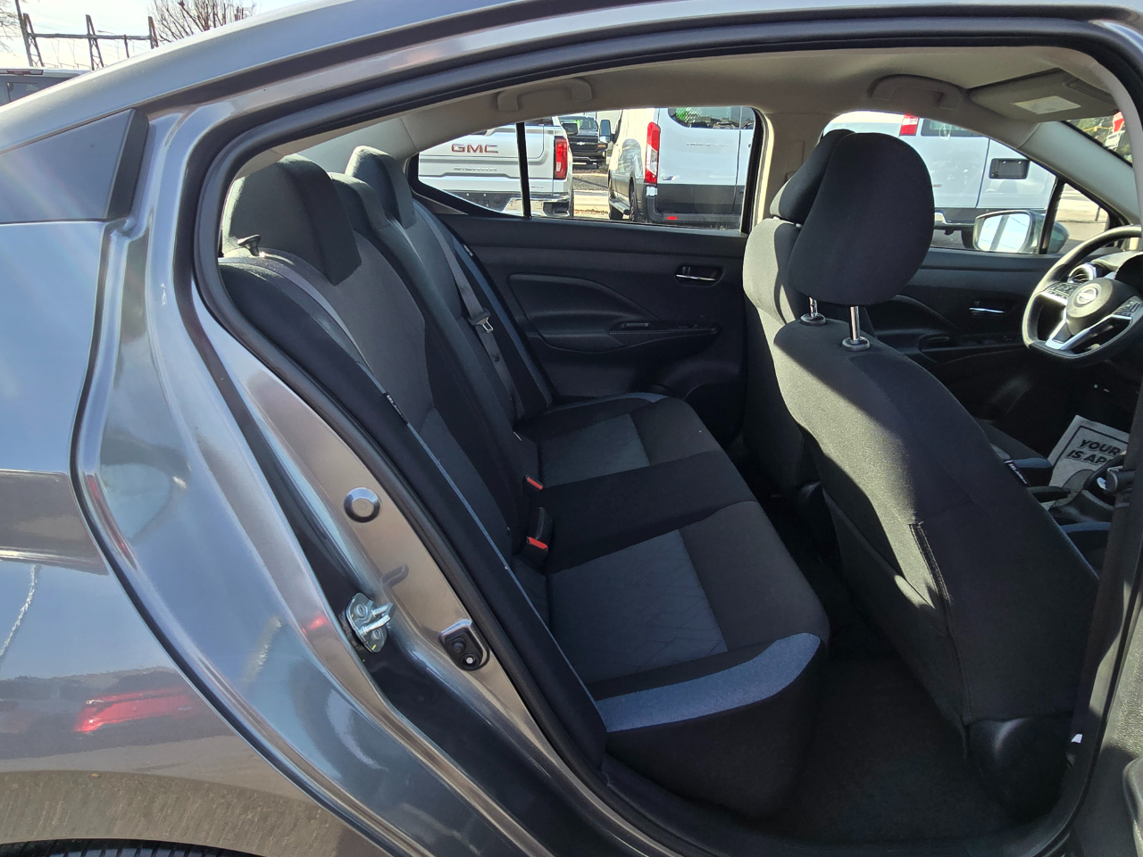 Nissan Versa SV 2024