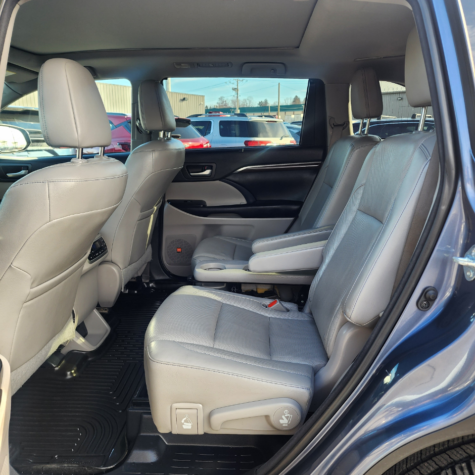 Toyota Highlander  2016