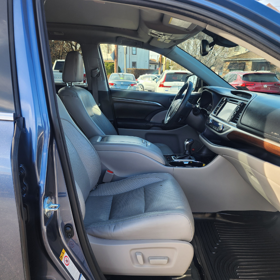 Toyota Highlander  2016