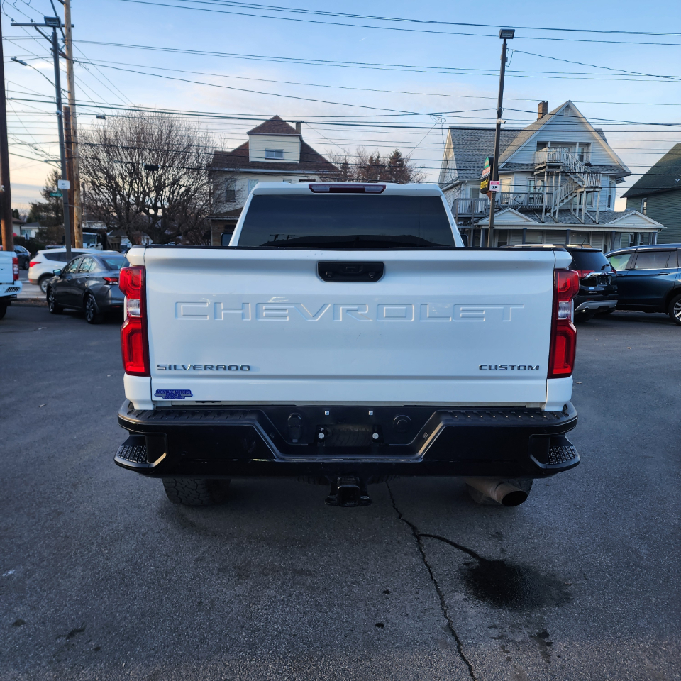 Chevrolet Silverado 2500HD  2021