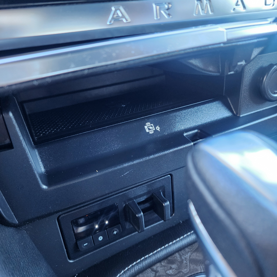 Nissan Armada Platinum 2021