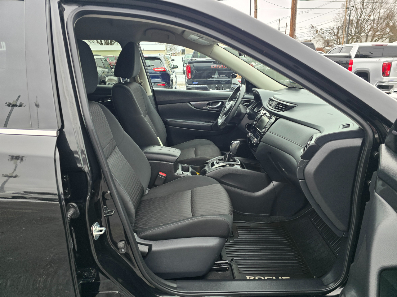 Nissan Rogue AWD SV 2018