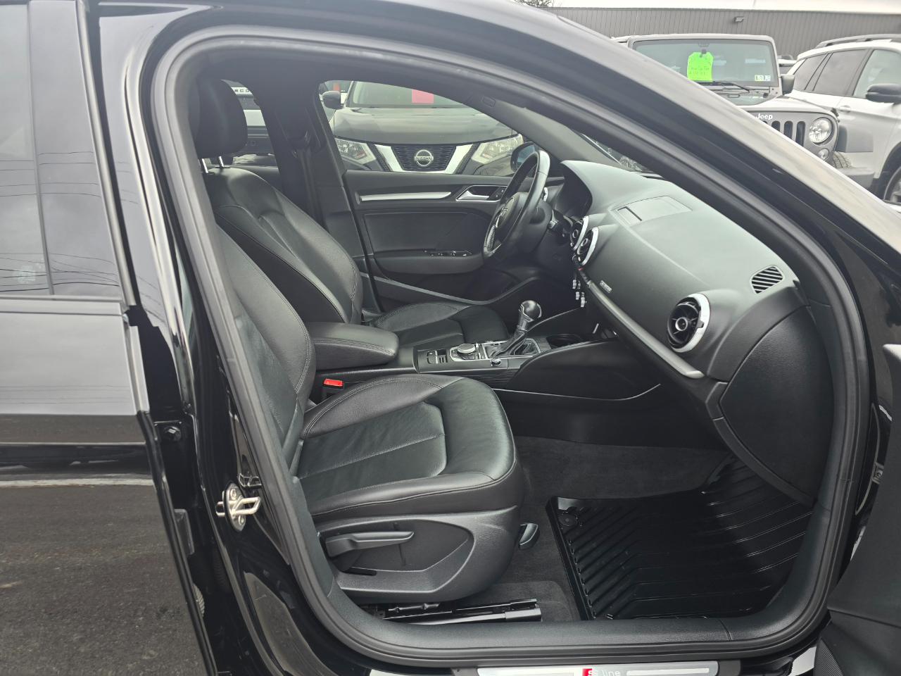 Audi A3 4dr Sdn quattro 2.0T Premium 2016