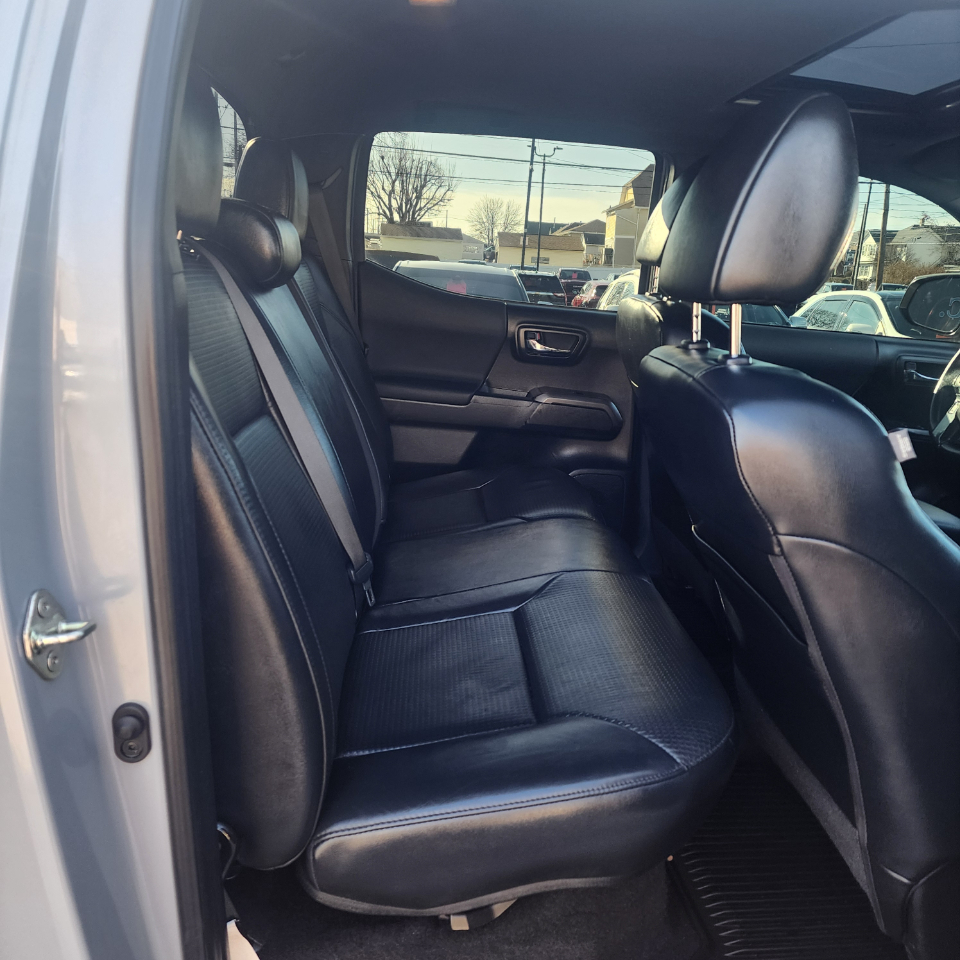 Toyota Tacoma 4WD  2019