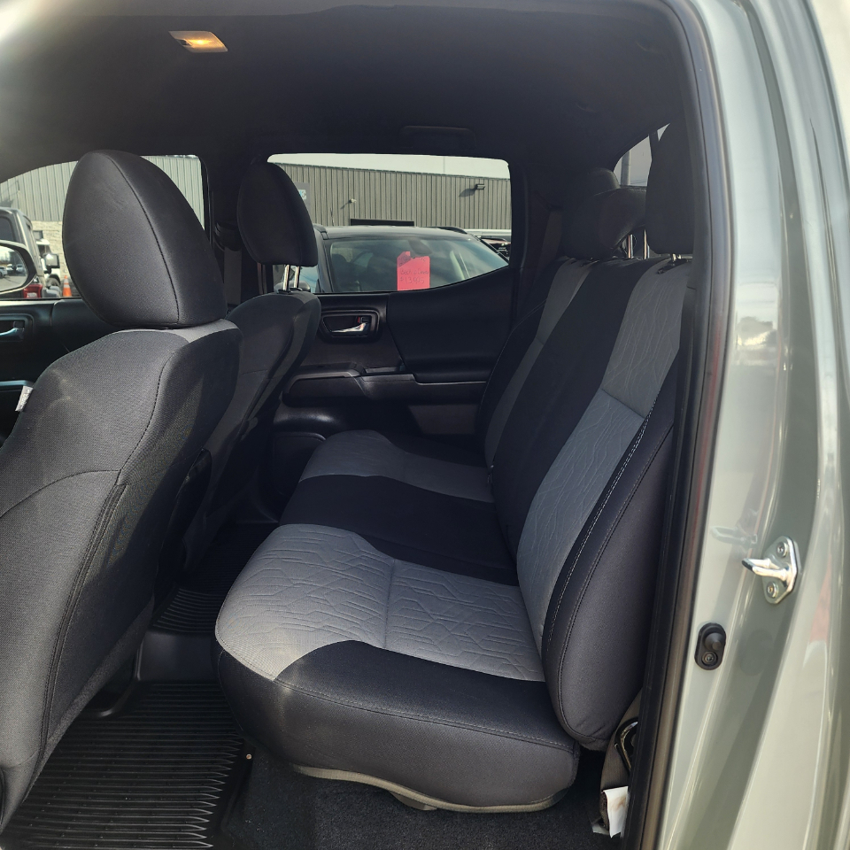 Toyota Tacoma 4WD  2023