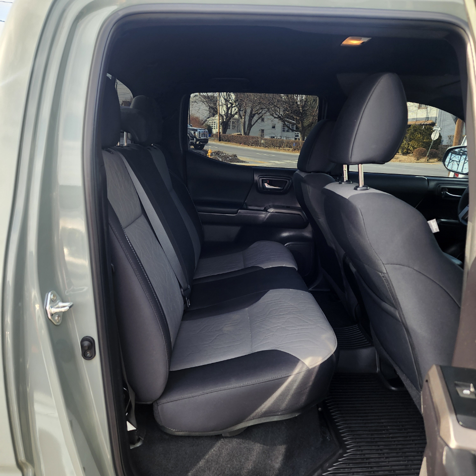 Toyota Tacoma 4WD  2023