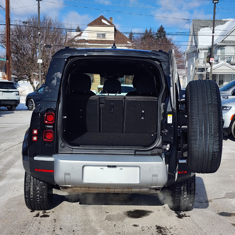 Land Rover Defender 110 P300 S 2025