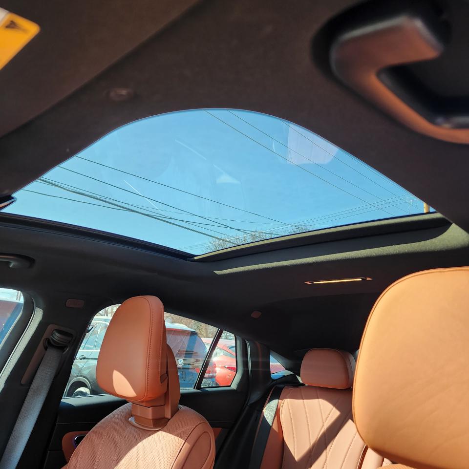 Mercedes-Benz GLC  2025