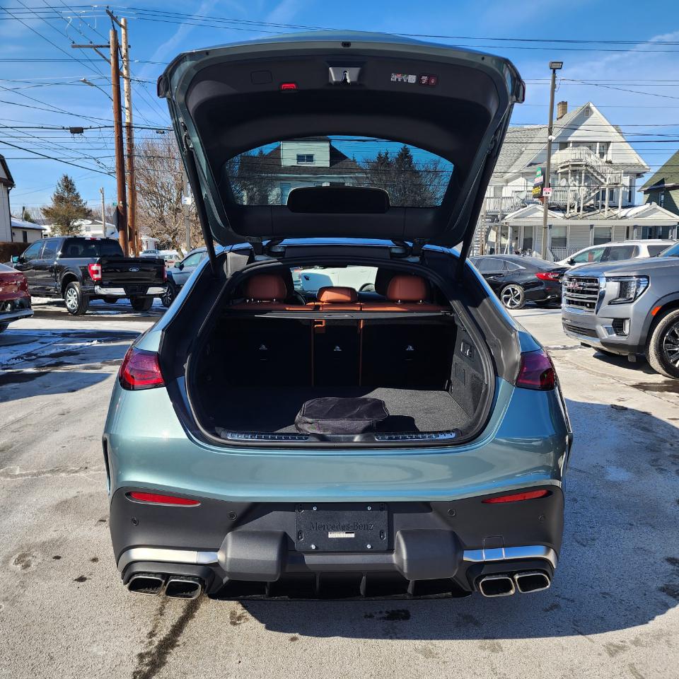 Mercedes-Benz GLC  2025