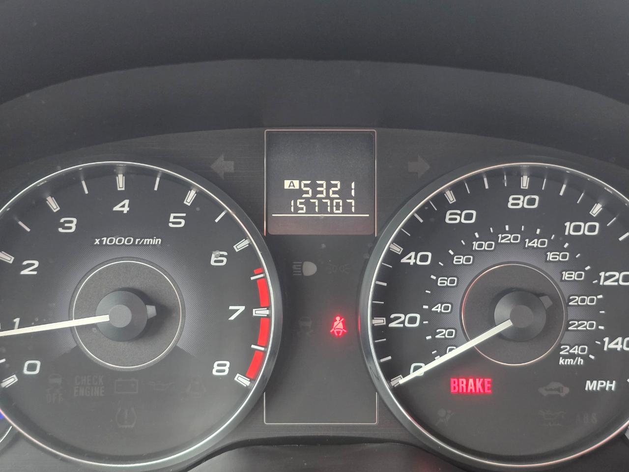 Subaru Legacy 4dr Sdn H4 Man 2.5i 2011