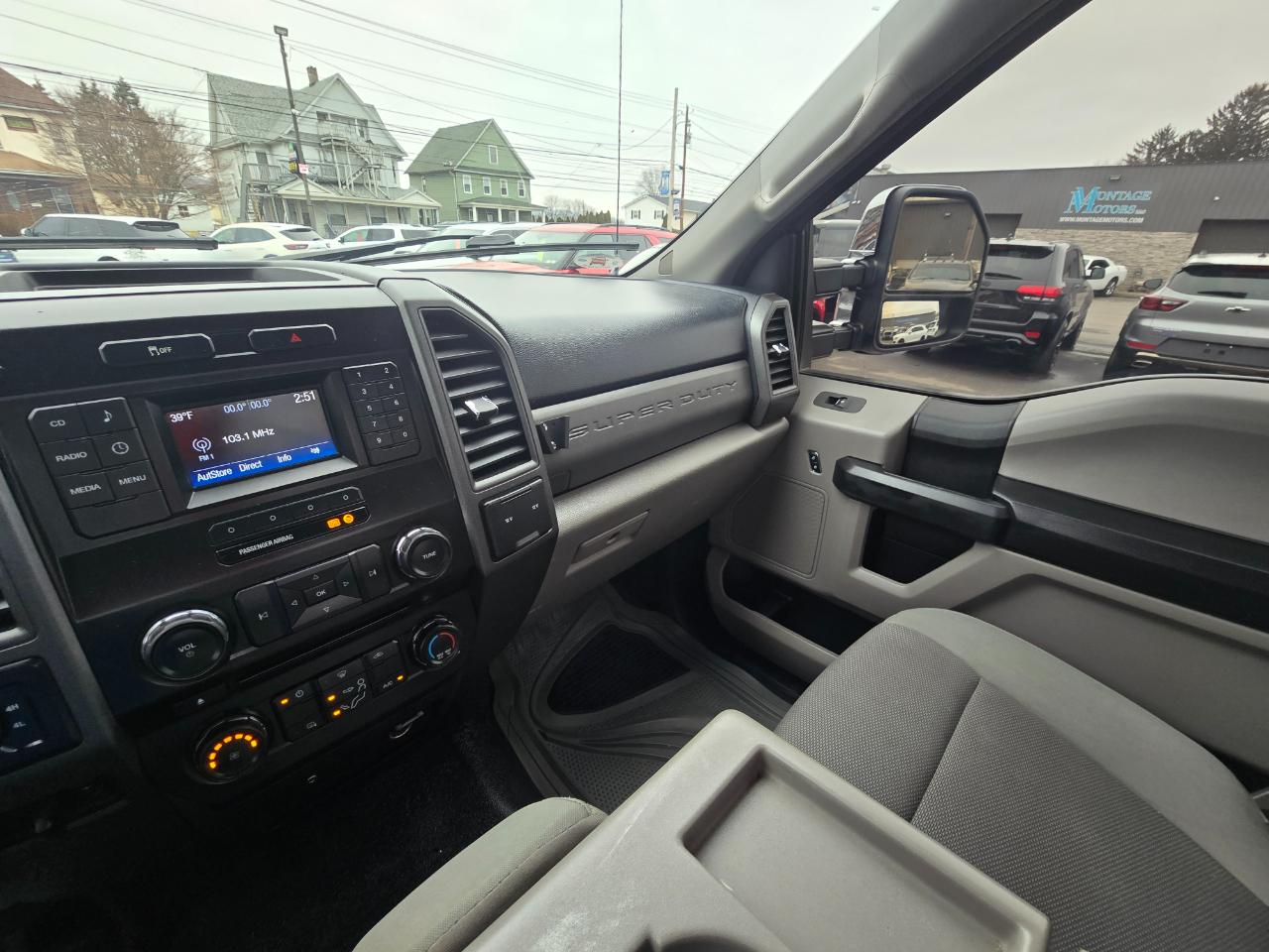 Ford Super Duty F-350 SRW  2017