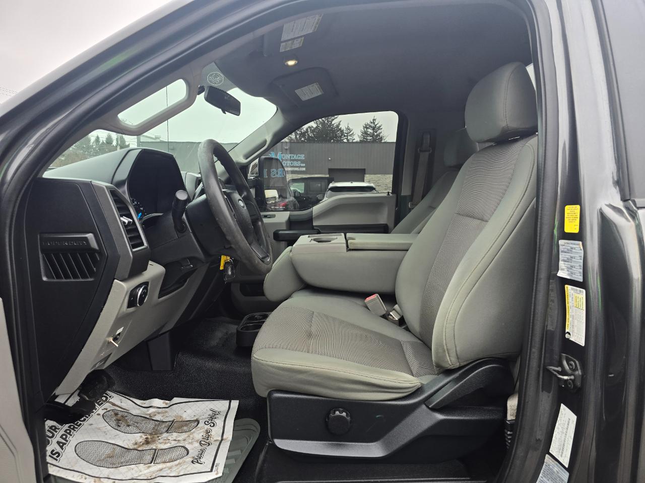 Ford Super Duty F-350 SRW  2017