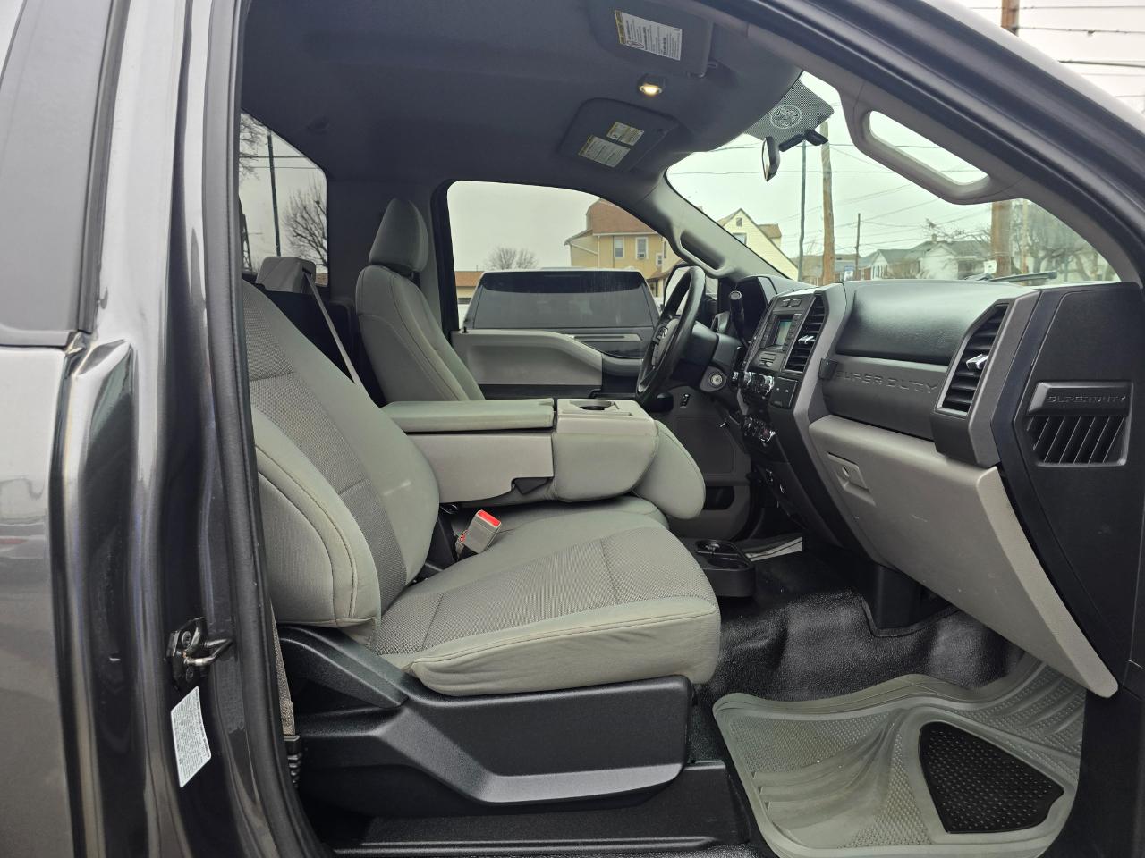 Ford Super Duty F-350 SRW  2017