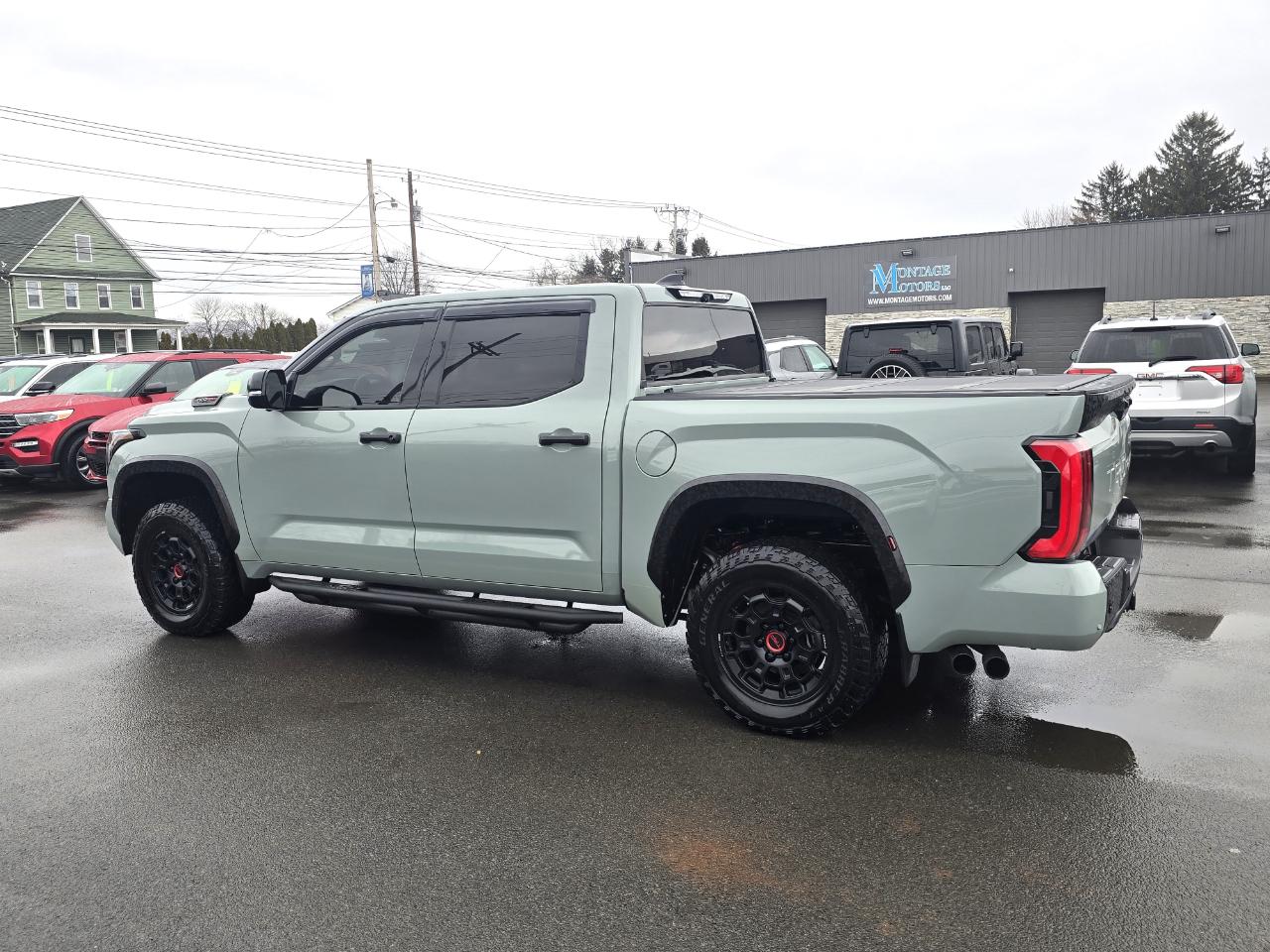 Toyota Tundra 4WD  2022