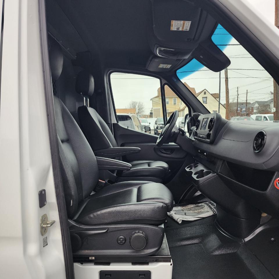 Mercedes-Benz Sprinter Van  2020