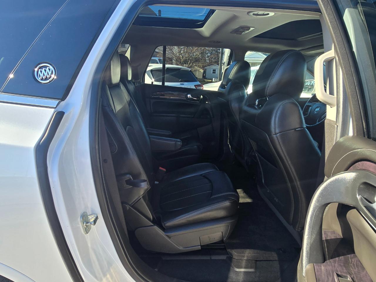 Buick Enclave AWD 4dr Premium 2017