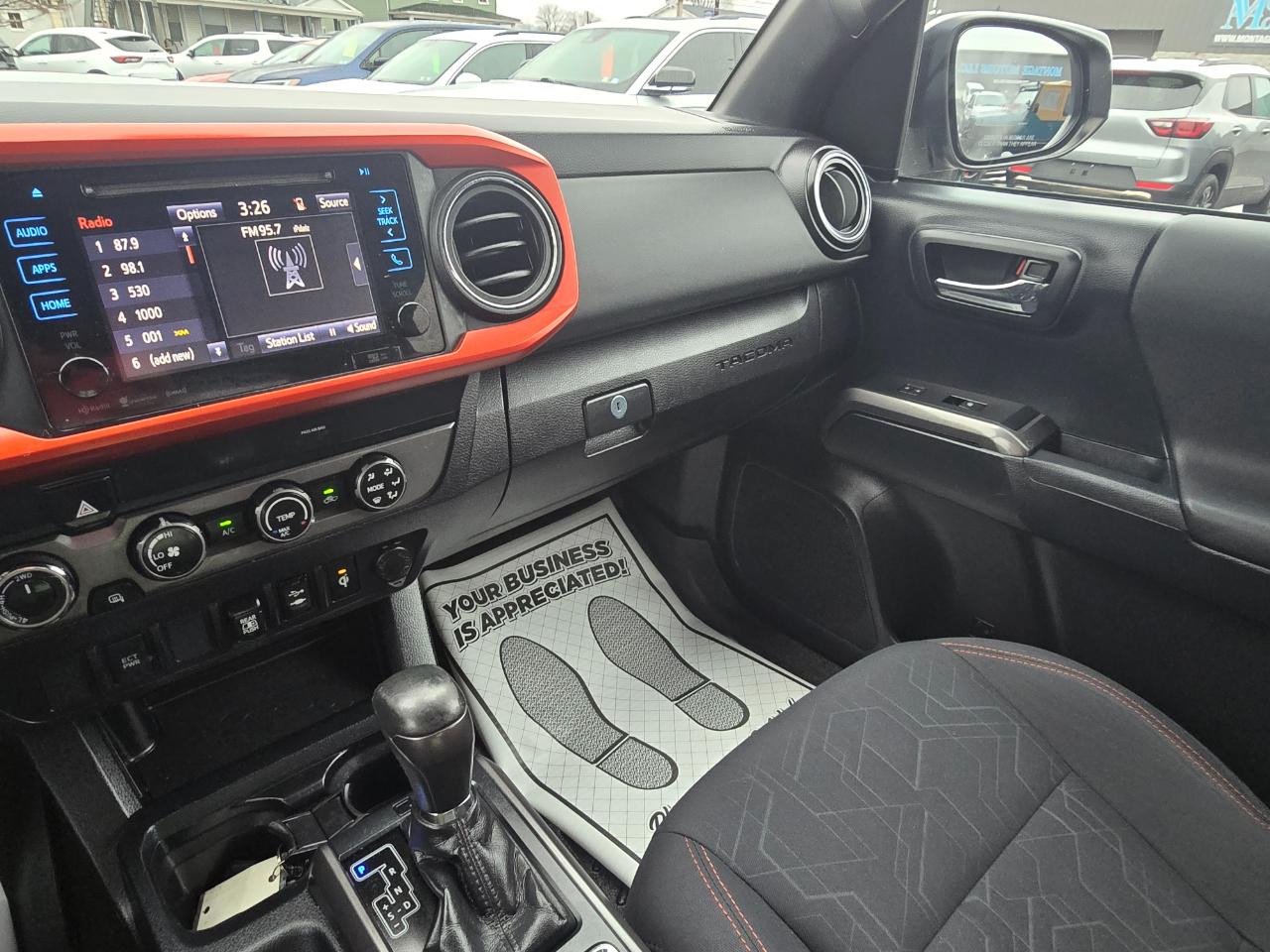 Toyota Tacoma 4WD  2019