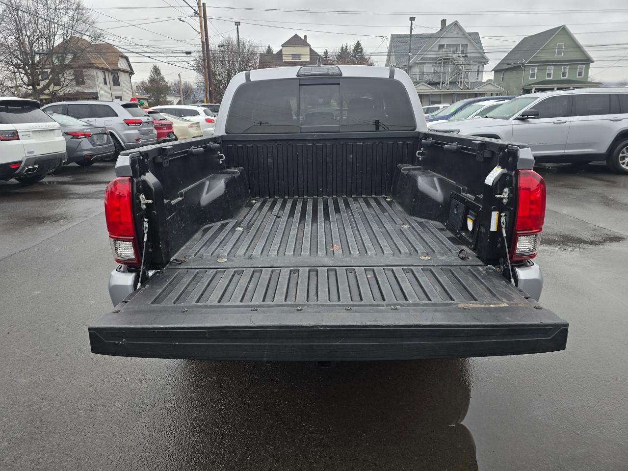 Toyota Tacoma 4WD  2019