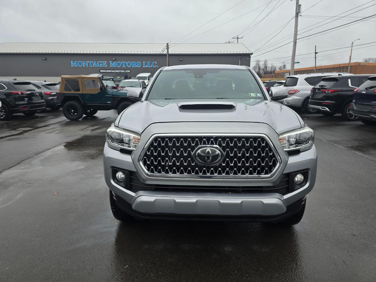 Toyota Tacoma 4WD  2019