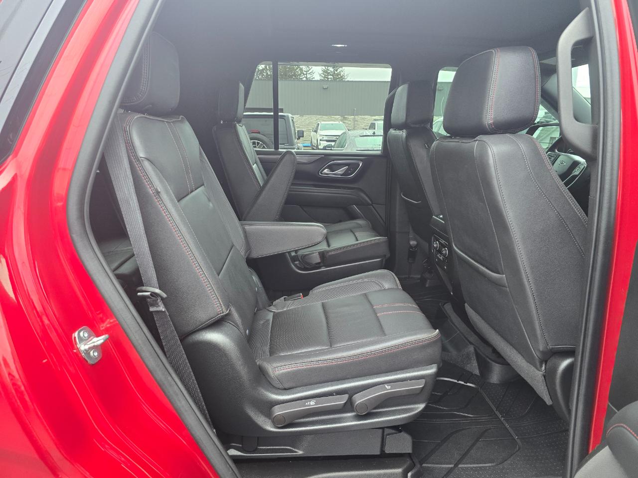 Chevrolet Tahoe 4WD 4dr RST 2023