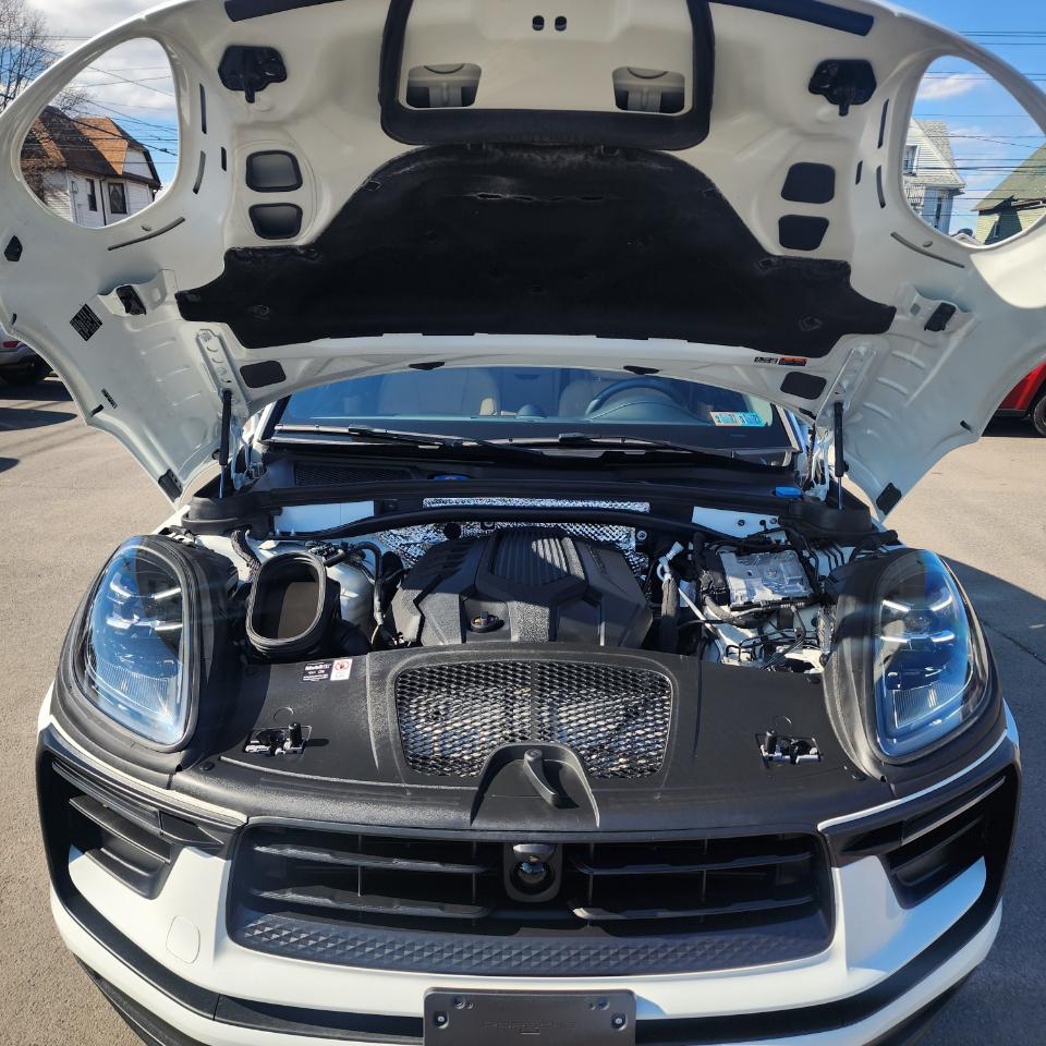 Porsche Macan AWD 2025