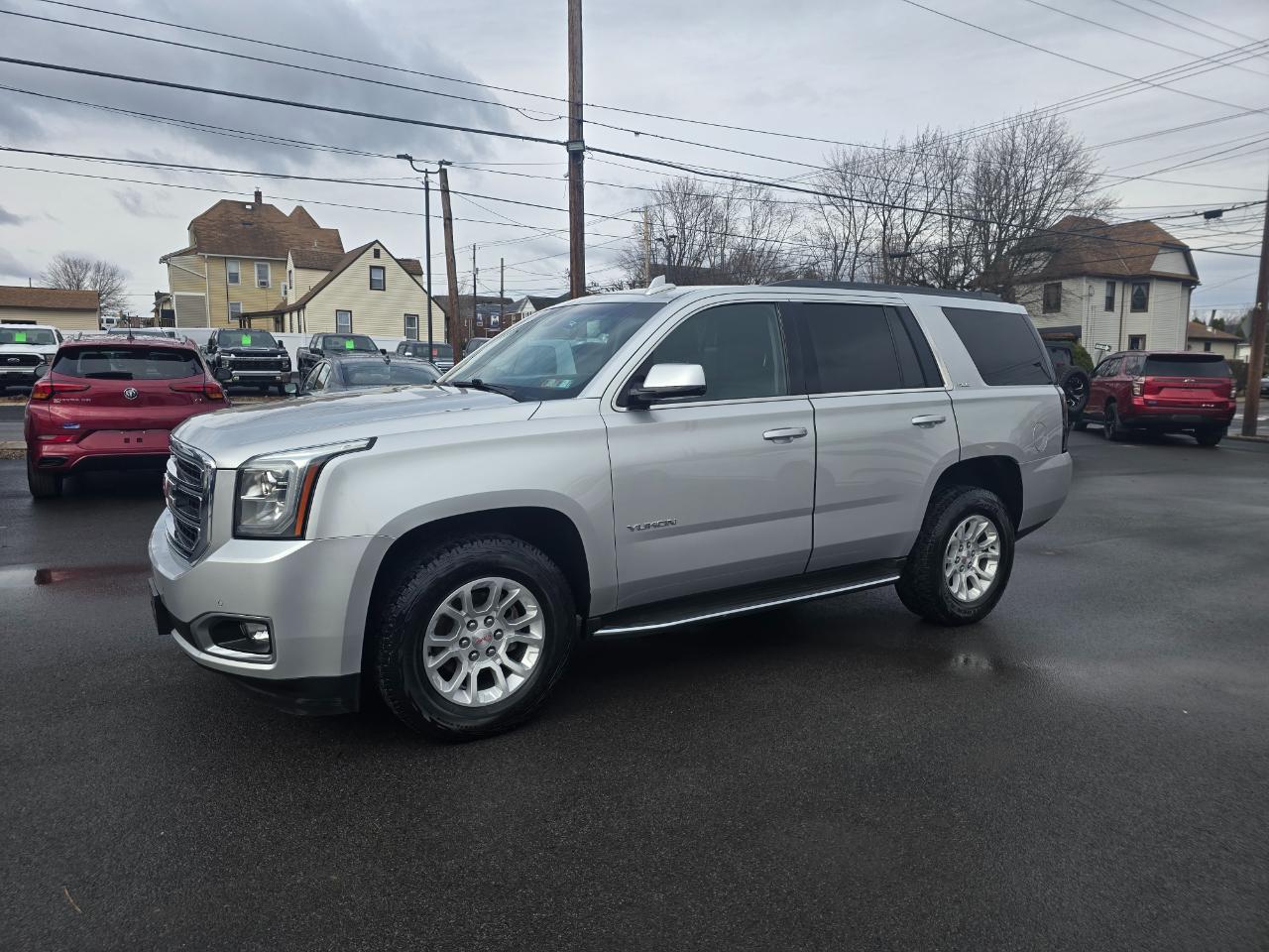 GMC Yukon 4WD 4dr SLE 2016