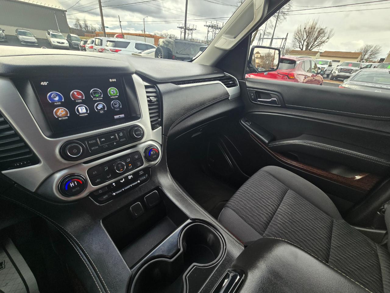 GMC Yukon 4WD 4dr SLE 2016