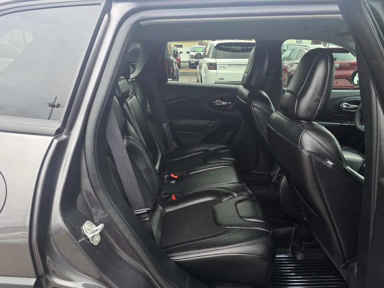 Jeep Cherokee Altitude 4x4 2021