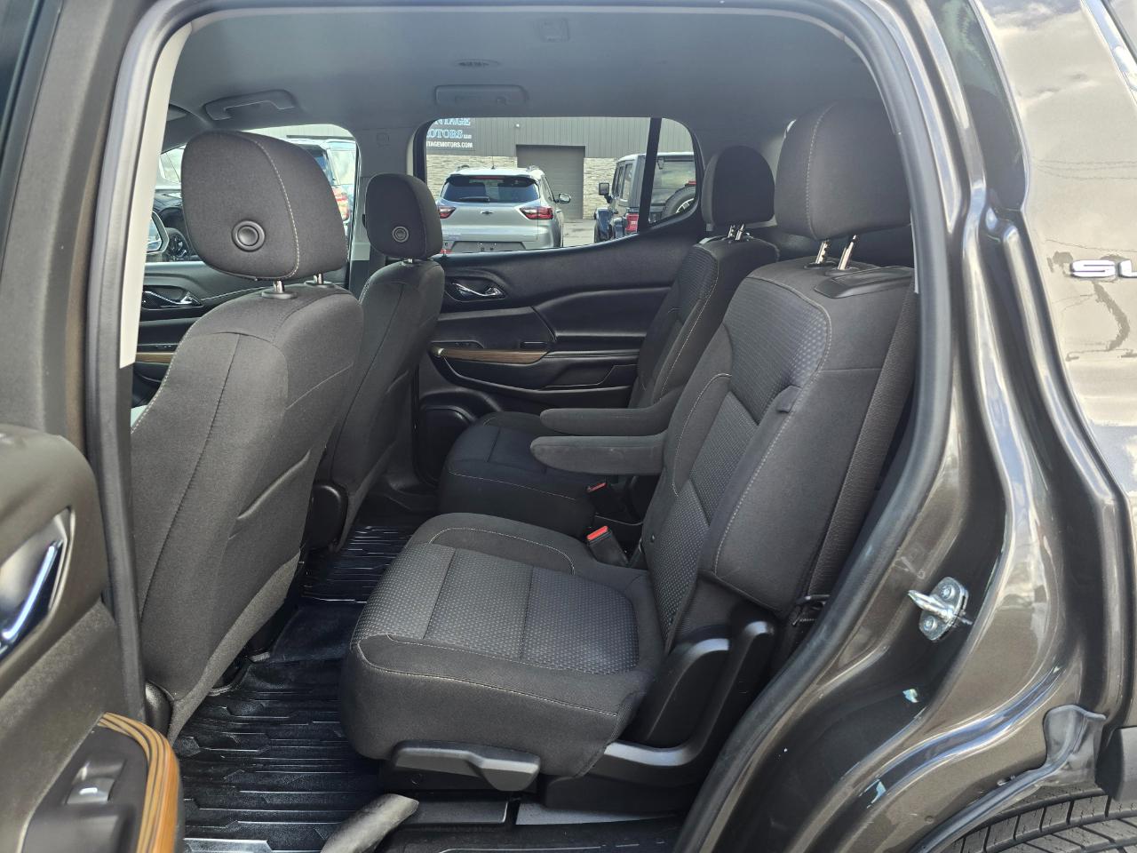 GMC Acadia AWD 4dr SLE 2020