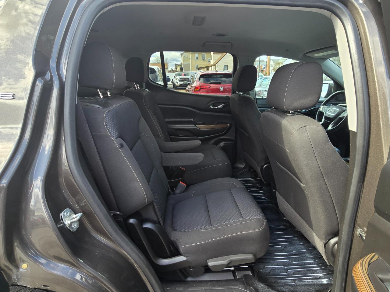 GMC Acadia AWD 4dr SLE 2020