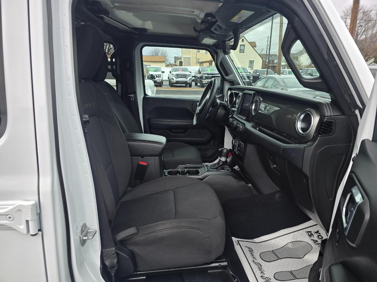 Jeep Wrangler Sahara 4 Door 4x4 2023