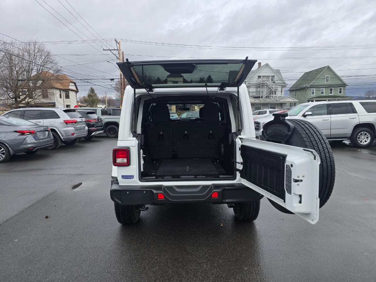 Jeep Wrangler Sahara 4 Door 4x4 2023