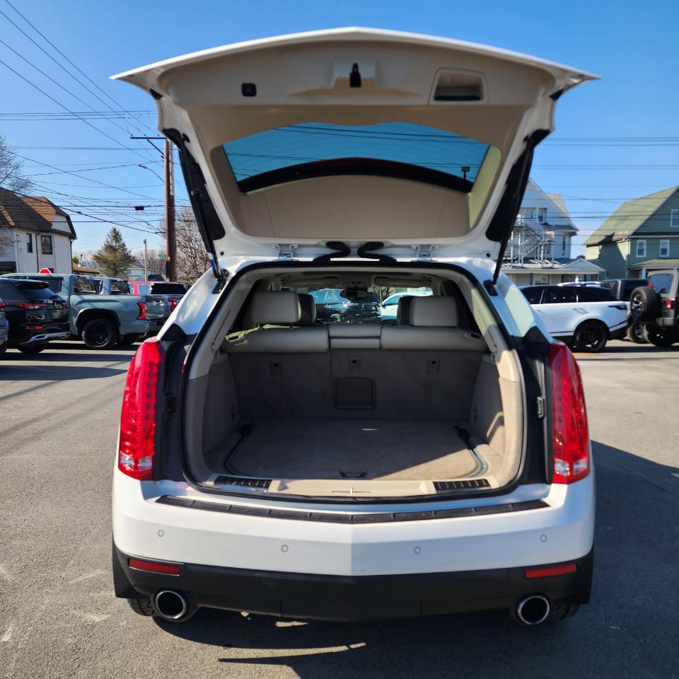 Cadillac SRX AWD 4dr Performance Collection 2012