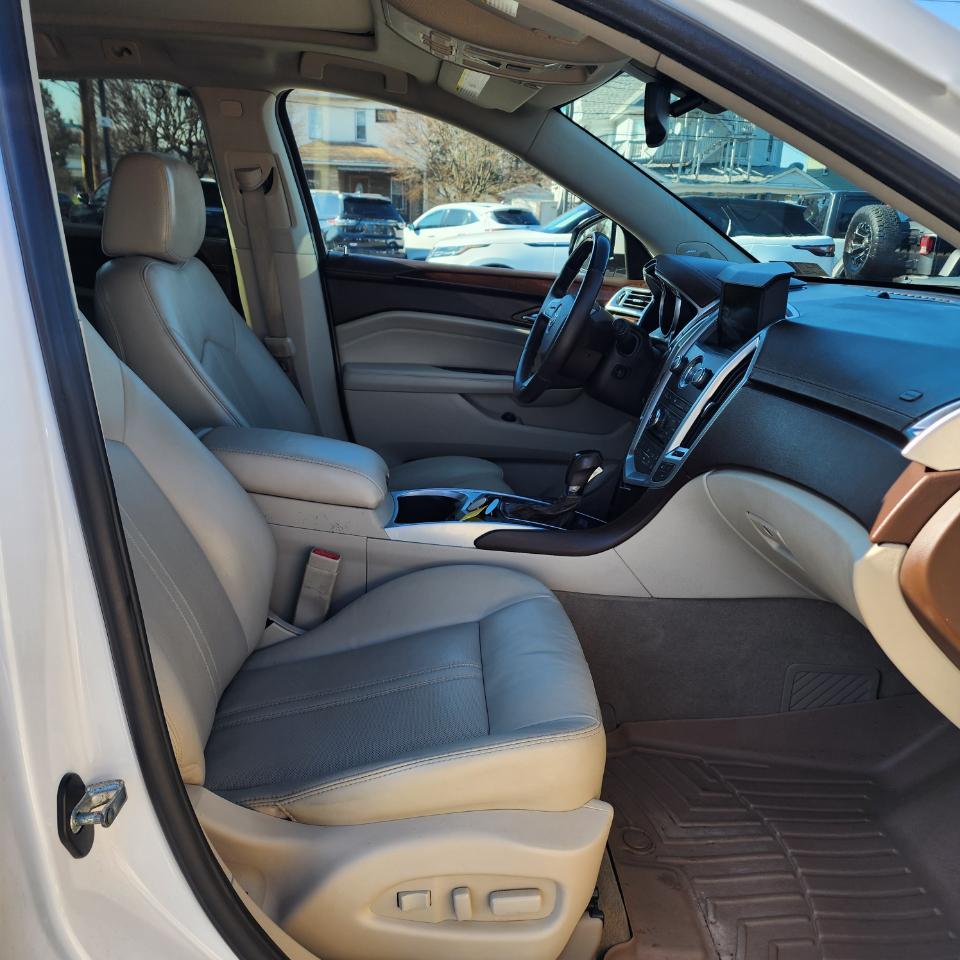 Cadillac SRX AWD 4dr Performance Collection 2012