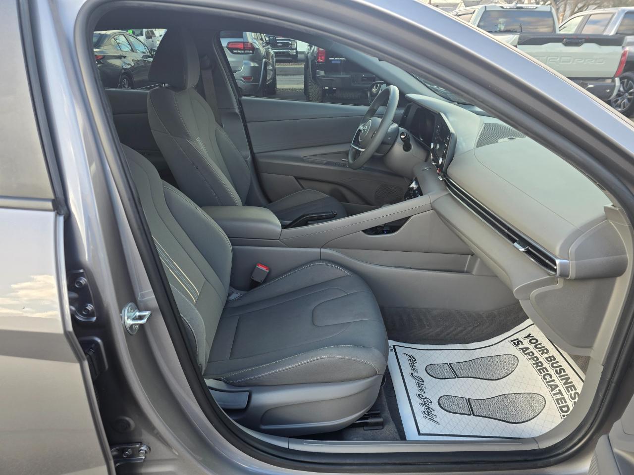 Hyundai Elantra SEL 2022