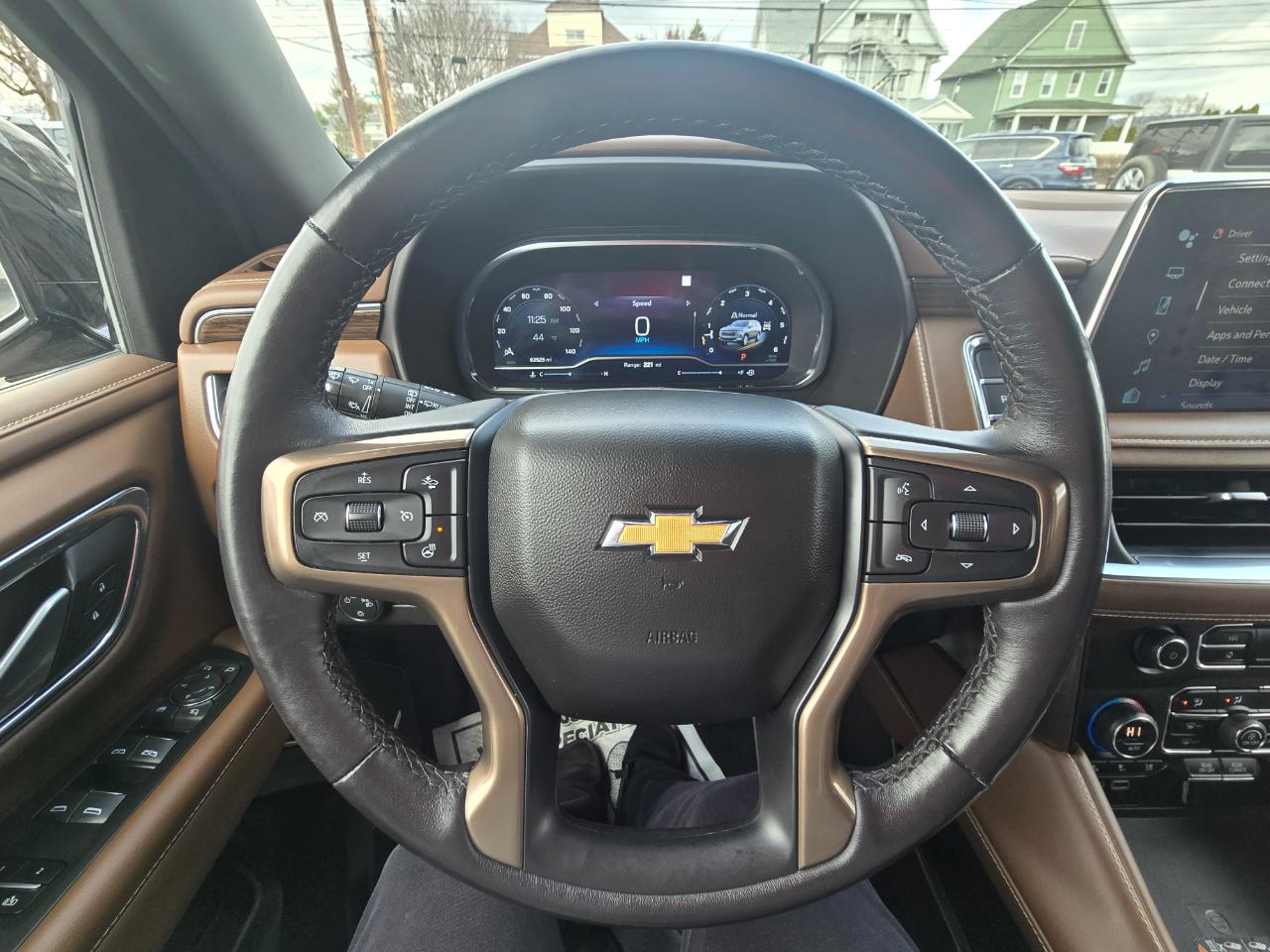 Chevrolet Suburban 4WD 4dr High Country 2022