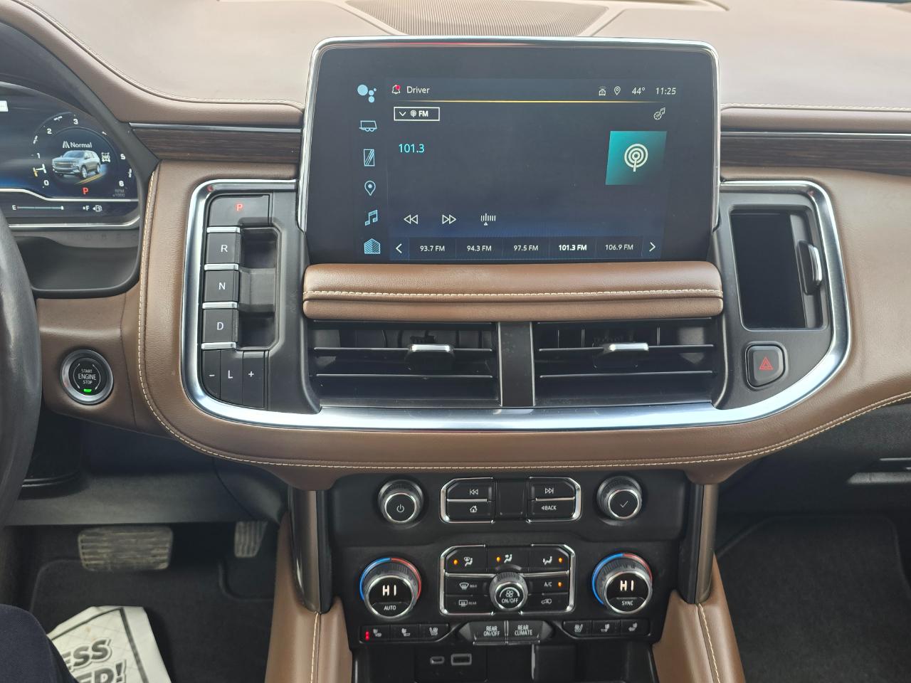 Chevrolet Suburban 4WD 4dr High Country 2022