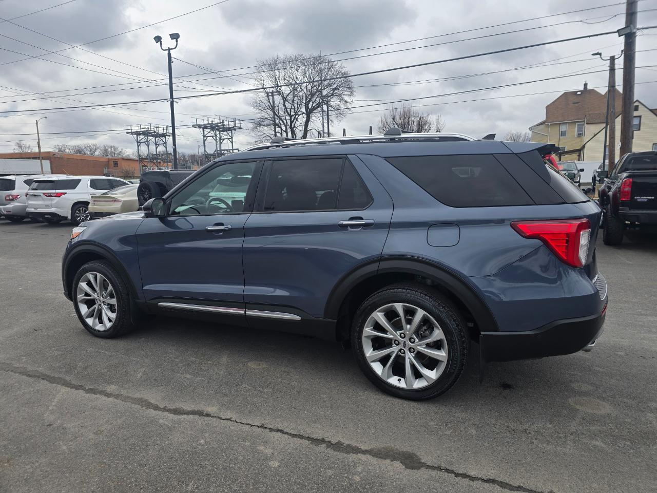 Ford Explorer Platinum 4WD 2021