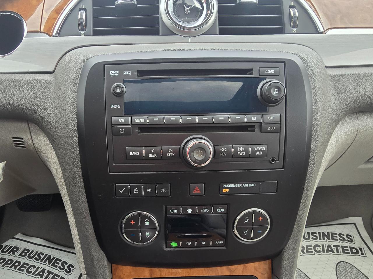 Buick Enclave AWD 4dr Premium 2012