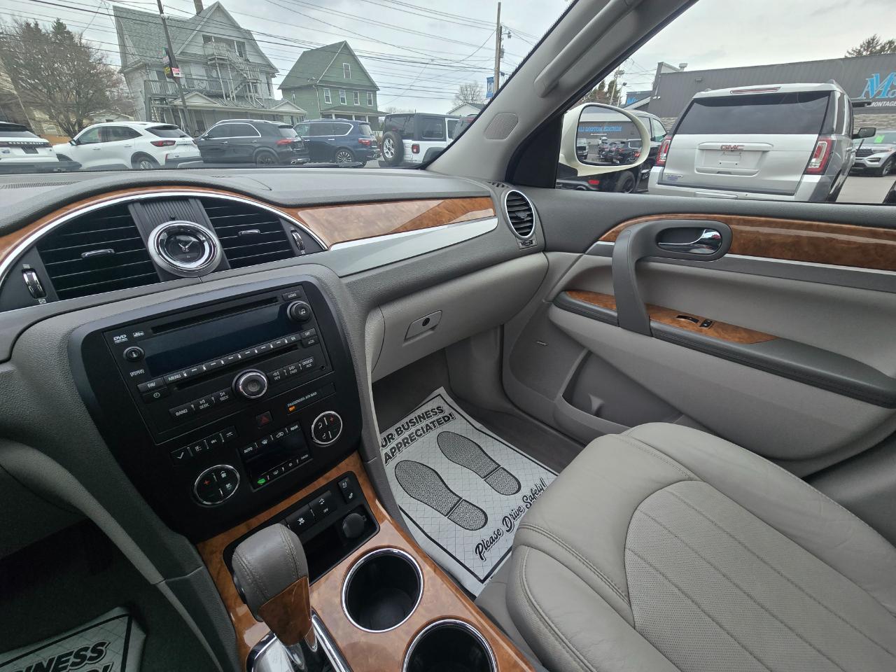 Buick Enclave AWD 4dr Premium 2012