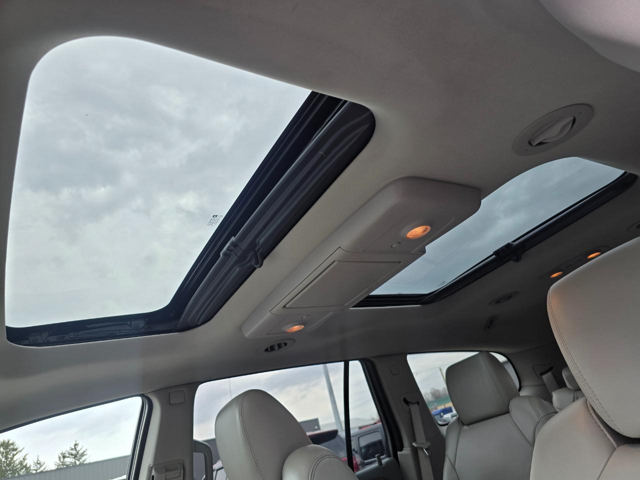 Buick Enclave AWD 4dr Premium 2012